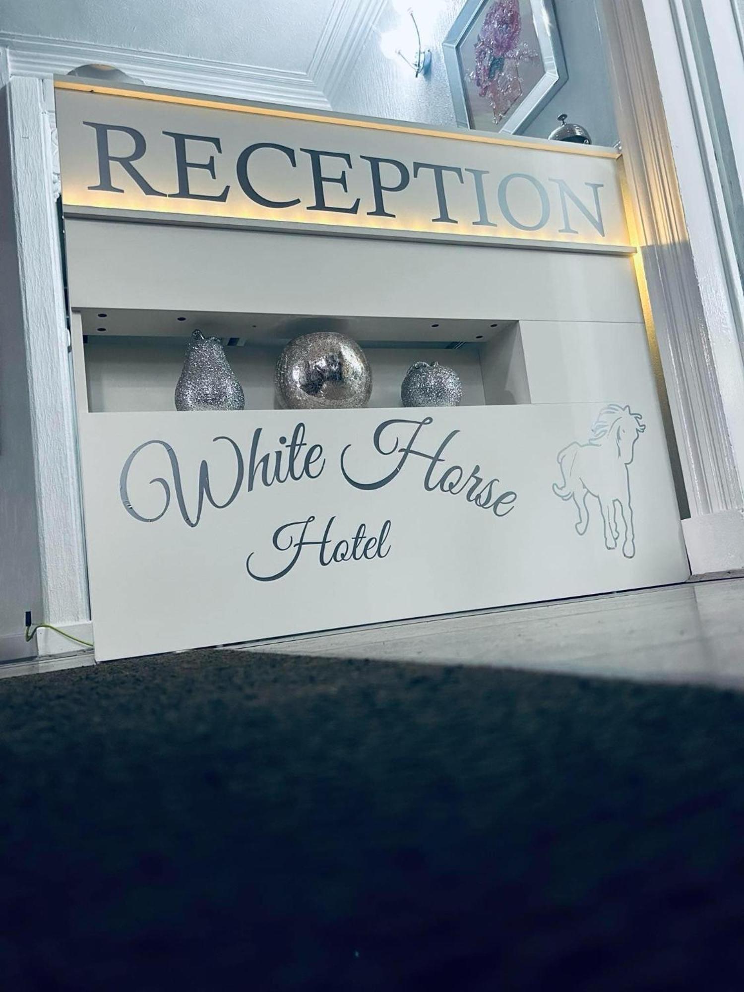White Horse Hotel Strichen Exteriér fotografie